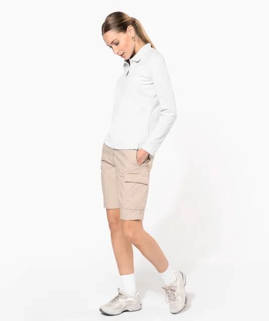 K756 - Lichte damesbermuda met diverse zakken Beige