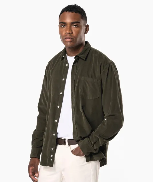 K599 - Heren overhemd met lange mouwen in ribfluweel Washed Brandy