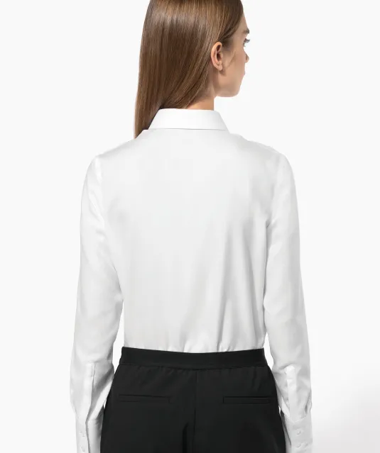K538 - Dames non-iron blouse lange mouwen White